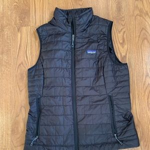 Patagonia women’s vest.